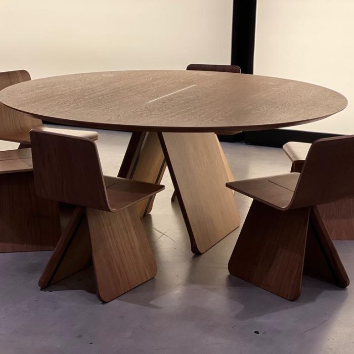 MESA_JANTAR_CAVALETE