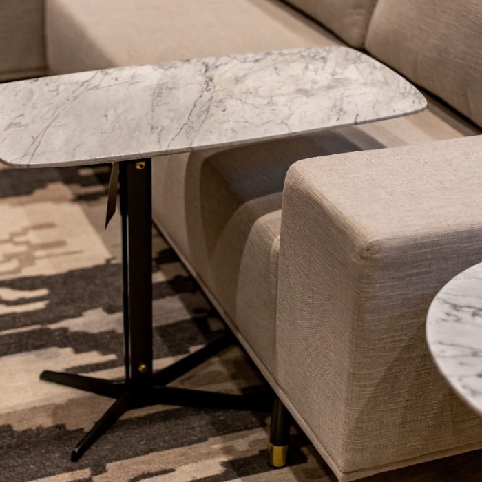 Sofa Intra e Mesa Auxiliar Pensil