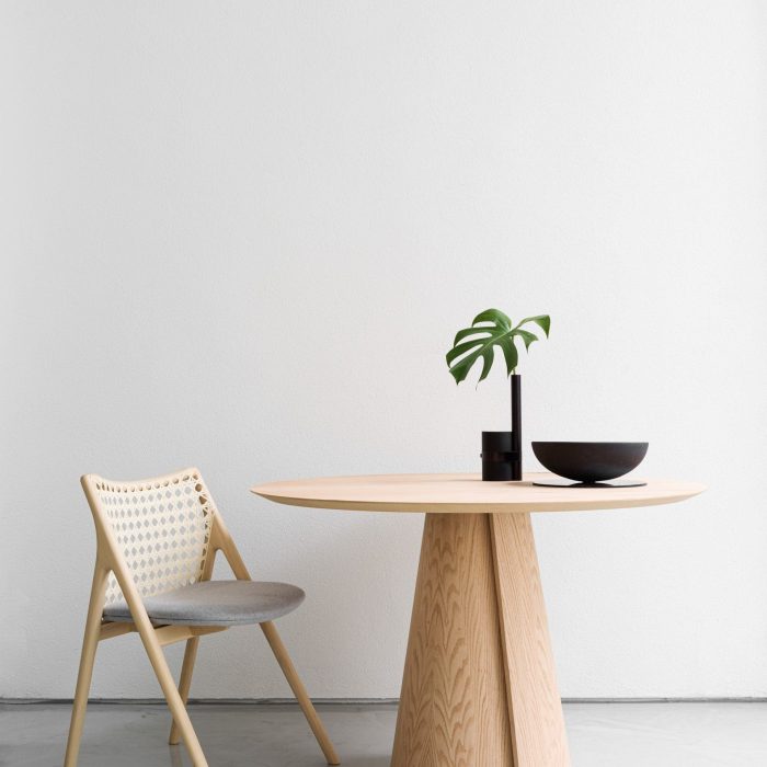 volta dining table (lookbook-3)